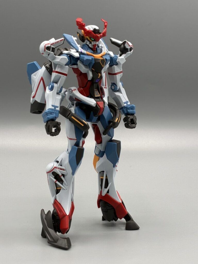 HGGQ ジークアクス 右斜め前外観