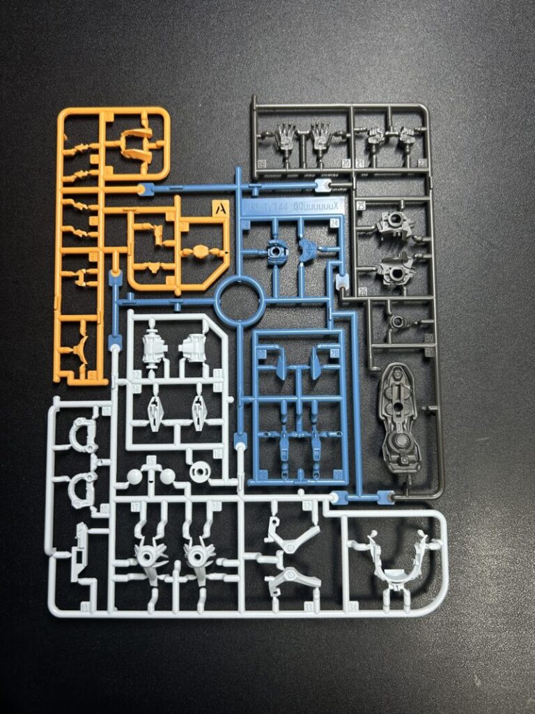 HGGQ ジークアクス ランナーA 多色成形外装パーツ